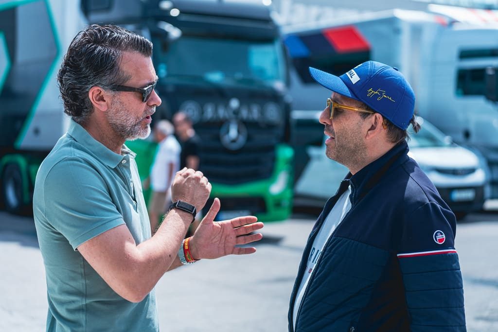 Enthusiasts at Jarama Classics