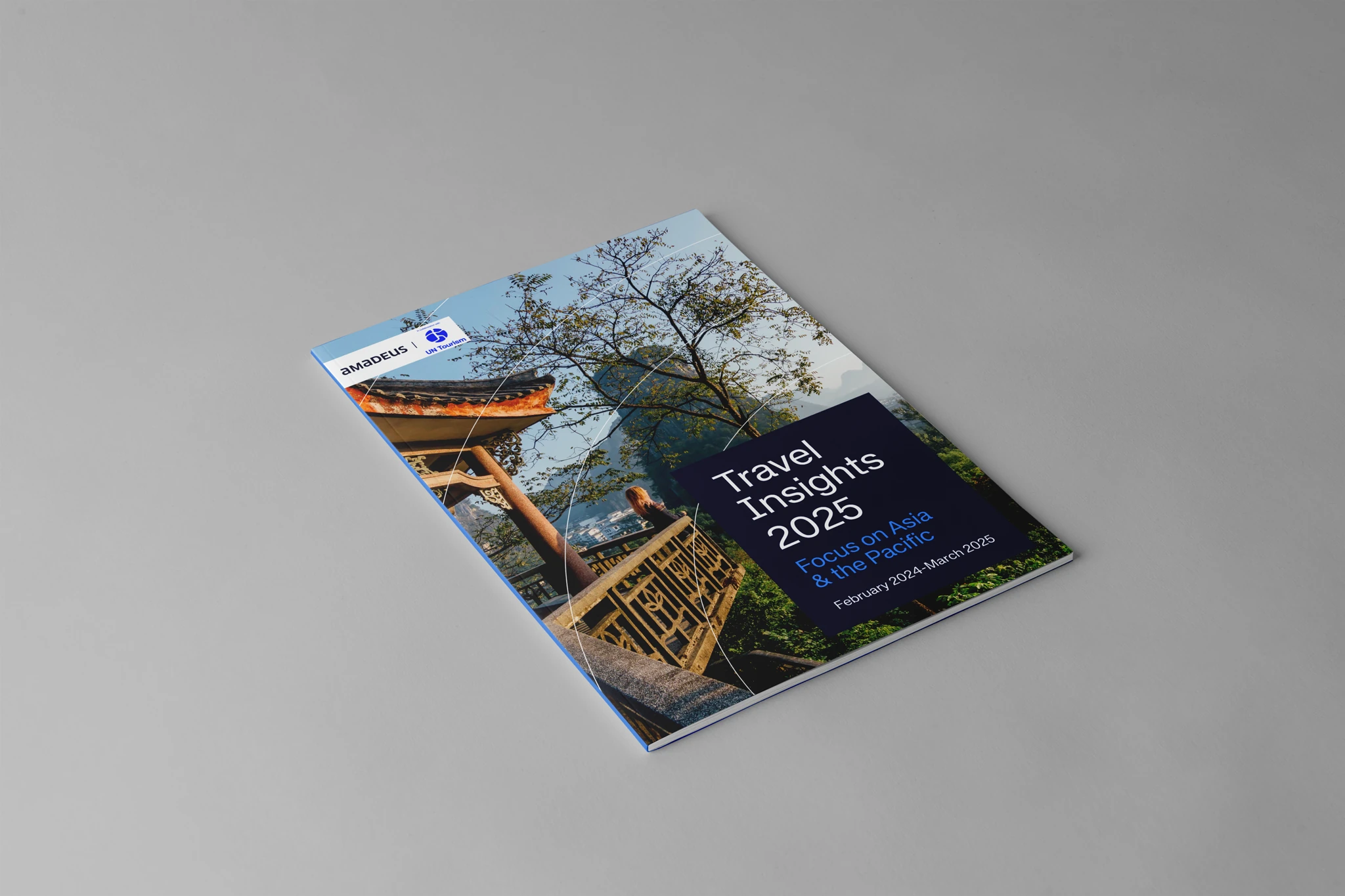 UN Tourism report booklet mockup